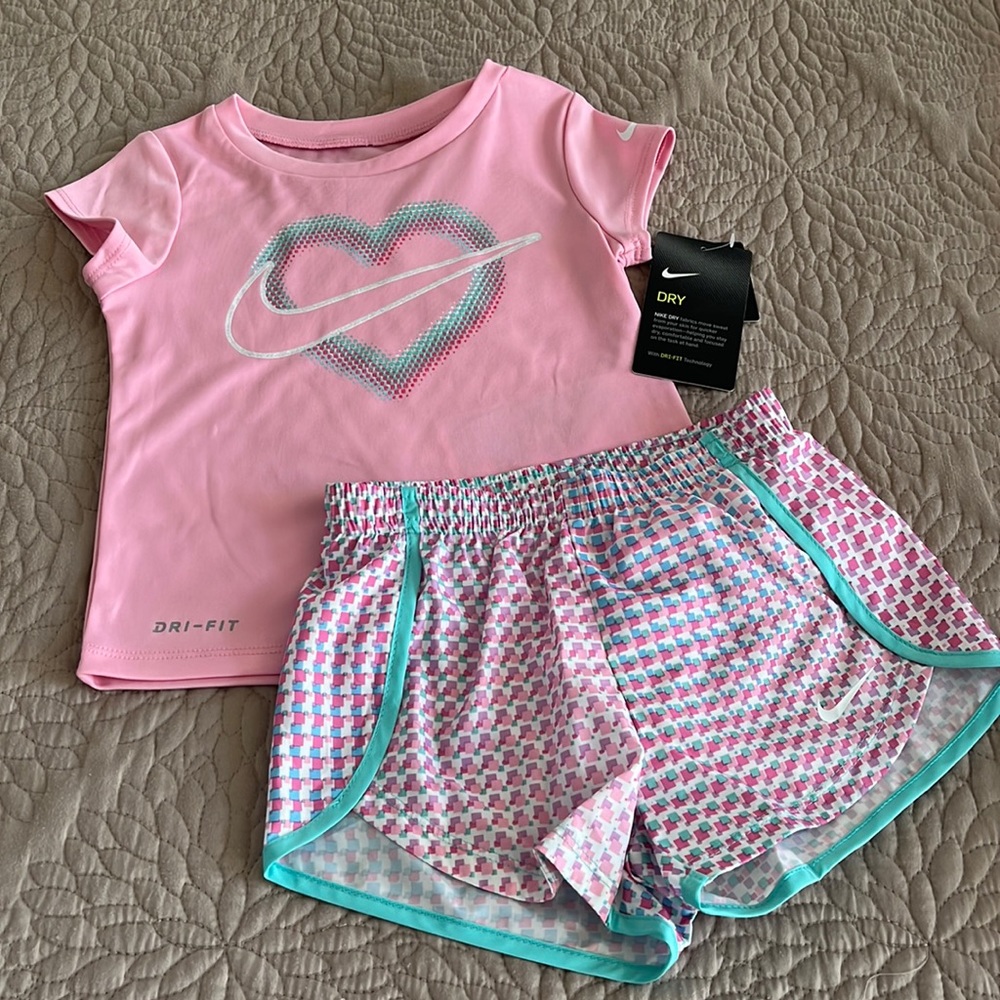 Nike girls dri fit shorts set